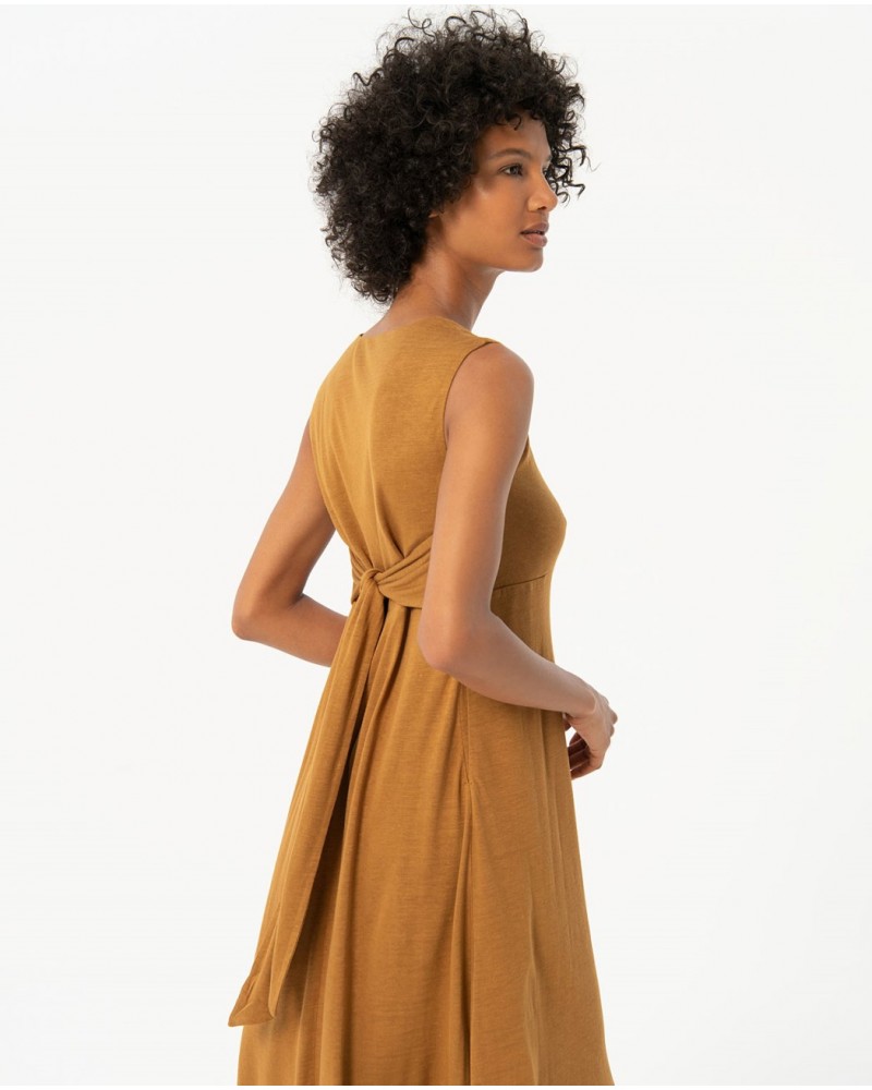 VESTIDO LARGO CAMEL DE LOLA CASADEMUNT