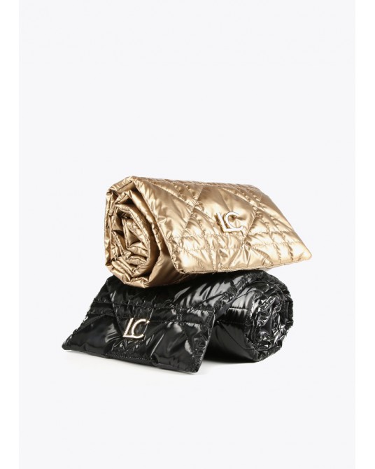 CUELLO ACOLCHADO DE LOLA CASADEMUNT