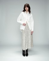 FALDA PLATEADA DE LENTEJUELAS DE GRACE&MILA