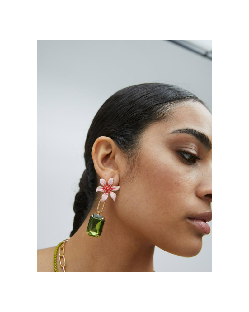 PENDIENTES FLOR CRISTAL DE LOLA CASADEMUNT