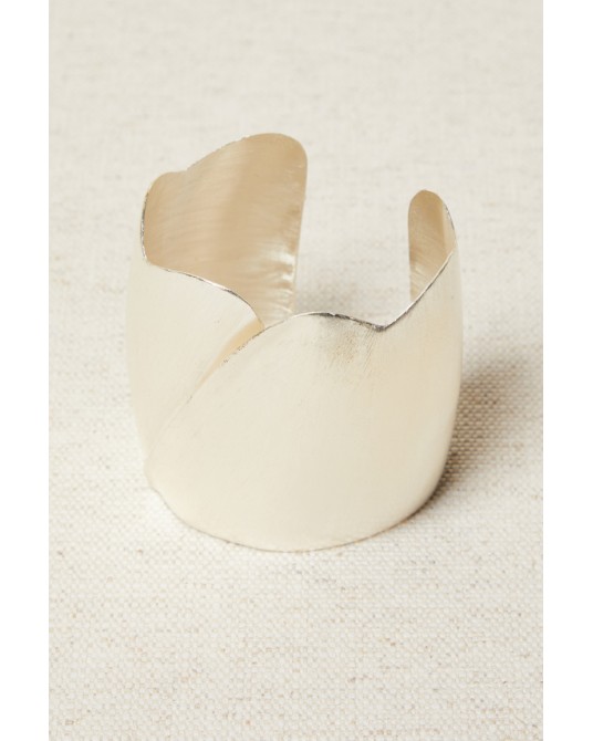 BRAZALETE ANCHO CLEOPATRA DE LATIDO