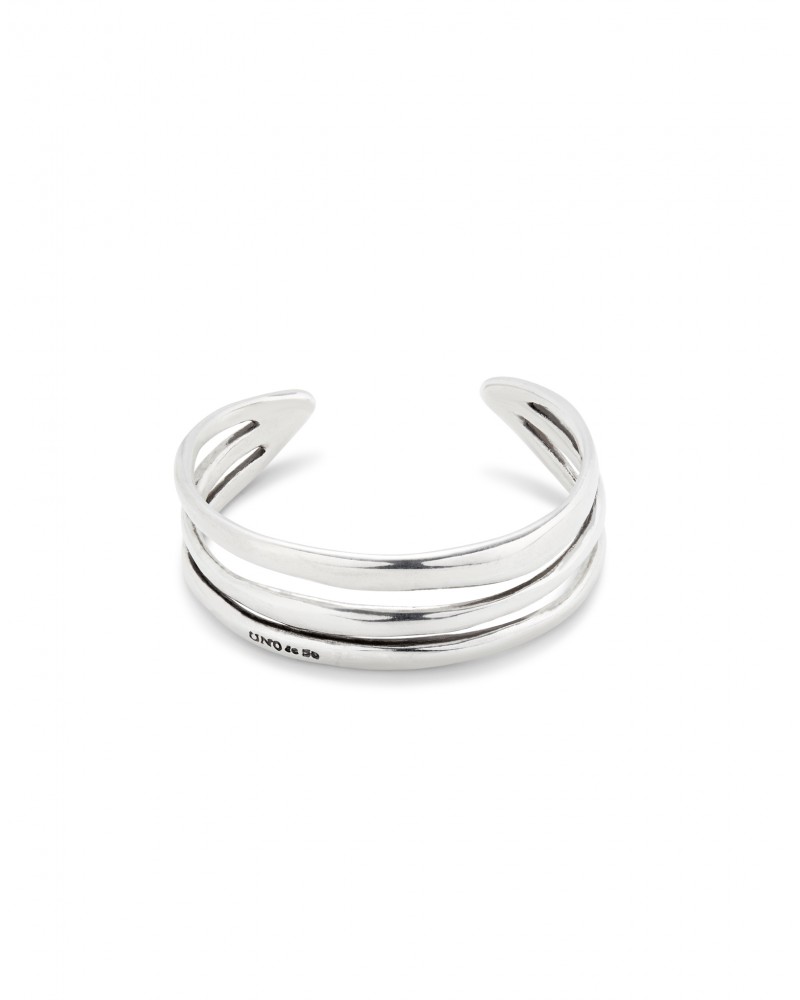 PULSERA RIGIDA BAÑADA EN PLATA DE UNOde50