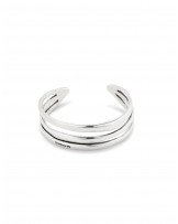 PULSERA RIGIDA BAÑADA EN PLATA DE UNOde50