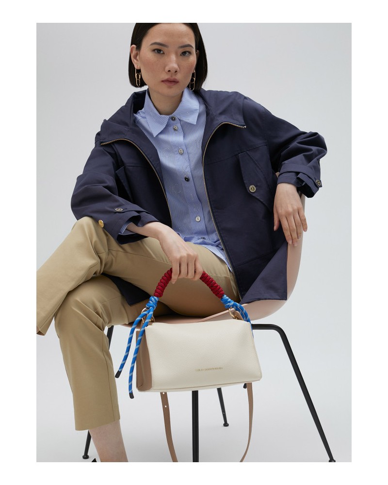 PARKA CON CAPUCHA NAVY DE LOLA CASADEMUNT