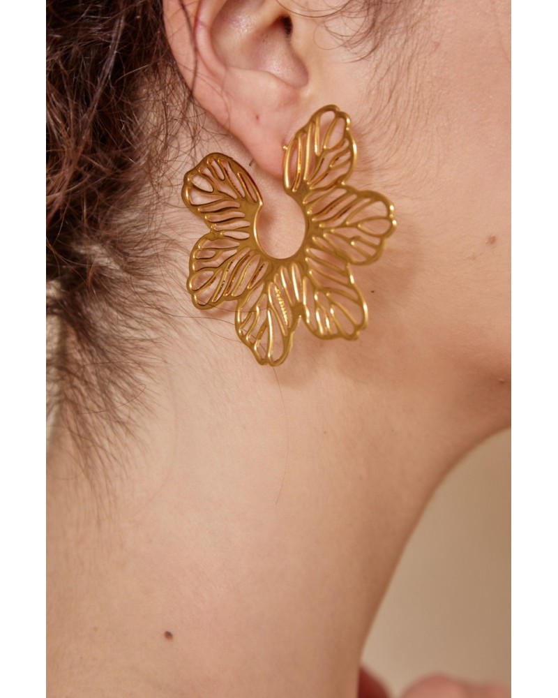 PENDIENTES FLOR TROQUELADA DE LATIDO