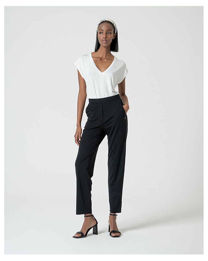 PANTALON PITILLO NEGRO DE SURKANA