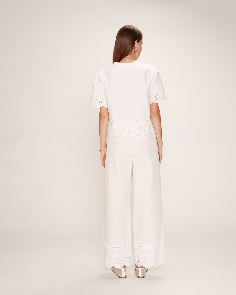 PANTALON BLANCO CON BORDADO DE GRACE AND MILA