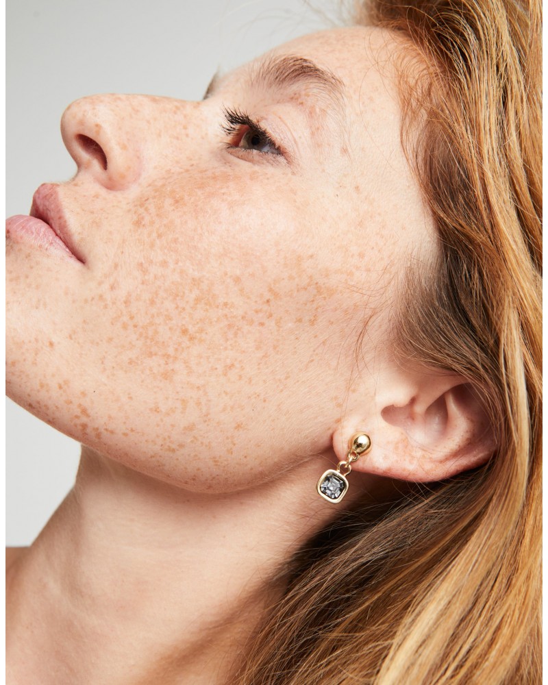 PENDIENTES BAÑO EN ORO DE UNOde50