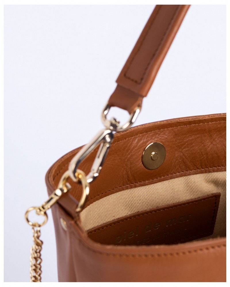 BOLSO CUBO PIEL CAMEL DE PIEL DE MAR