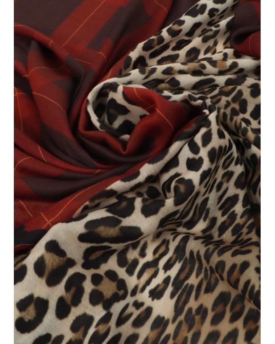 FOULAR ANIMAL PRINT Y ESCUDO DE LOLA CASADEMUNT