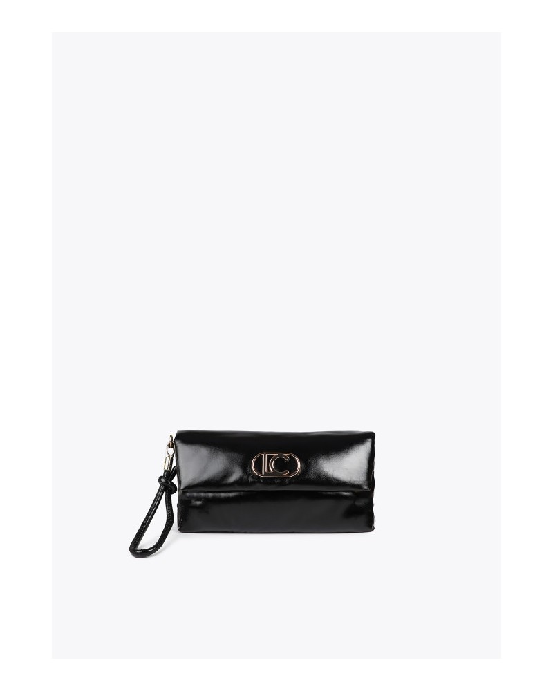 Cartera de mano negra de Lola Casademunt