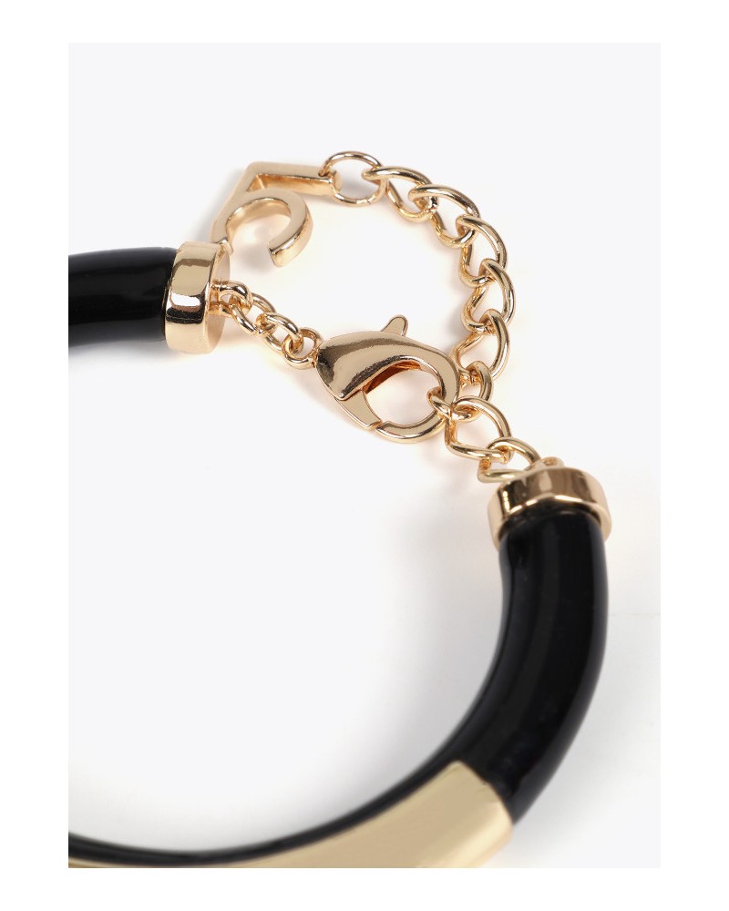 Pulsera tubo con logo troquelado de Lola Casademunt