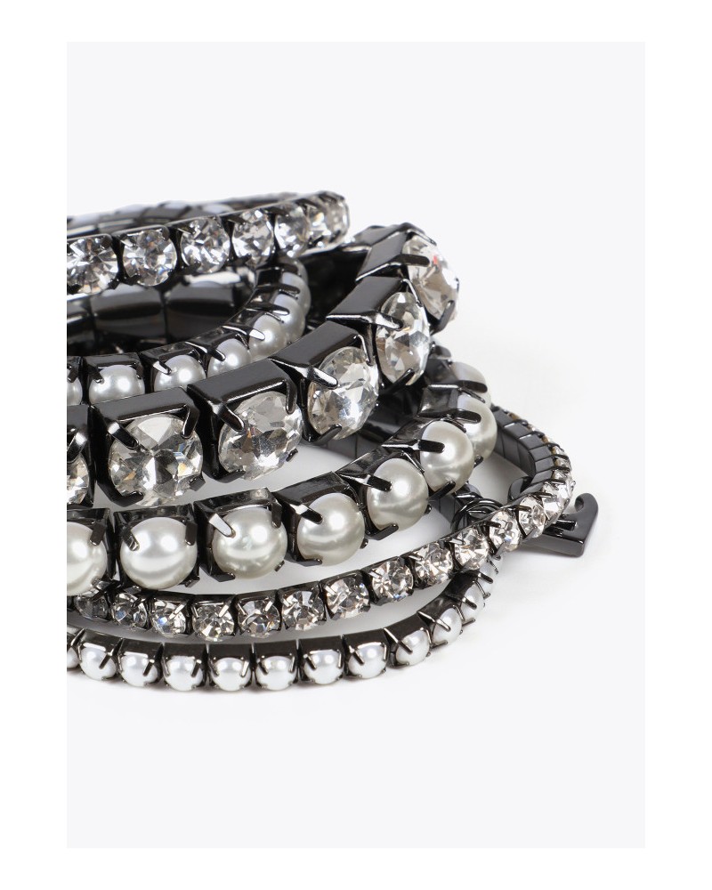 Pulseras elàsticas con perlas y cristales de Lola Casademunt