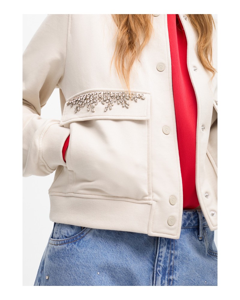 Bomber detalle joya bolsillos de Lola Casademunt