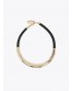 Collar corto dorado y negro de Lola Casademunt