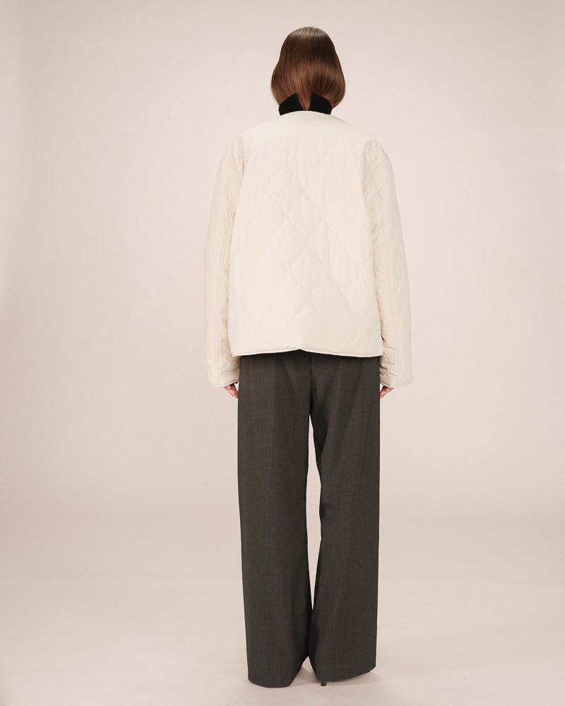 Chaqueta acolchada beige de Grace and Mila