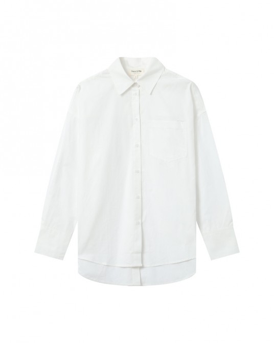 Camisa blanca oversize de Grace and Mila