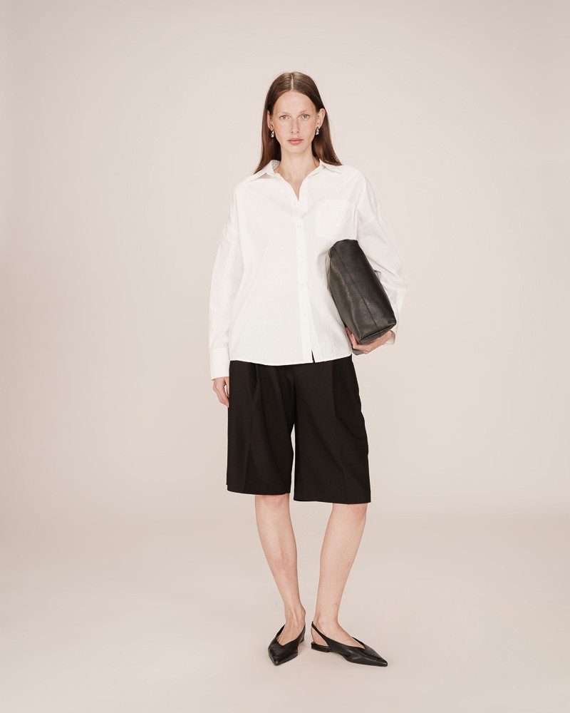 Camisa blanca oversize de Grace and Mila