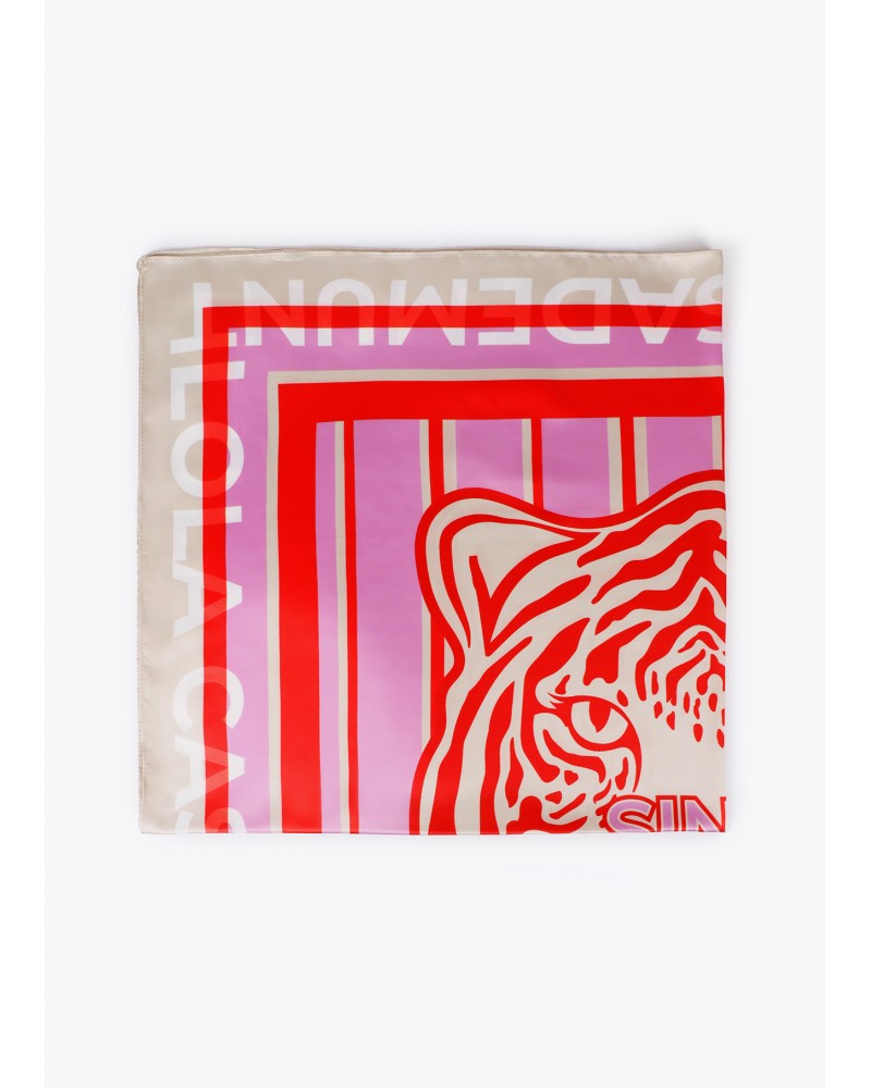 Pañuelo estampado cara tigre de Lola Casademunt