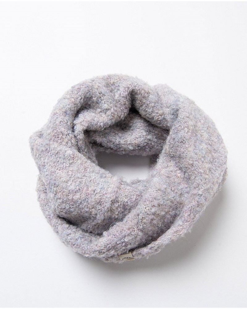 Cuello de punto rizo de surkana