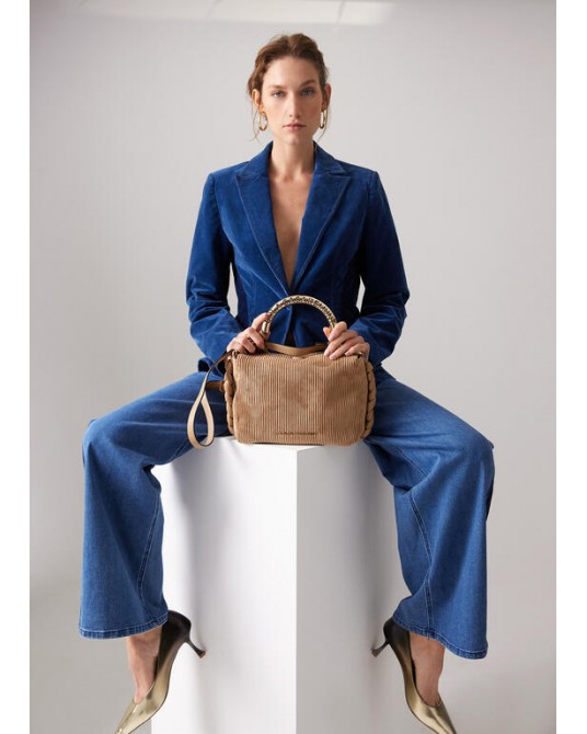 Bolso bandolera pana beis de Lola Casademunt