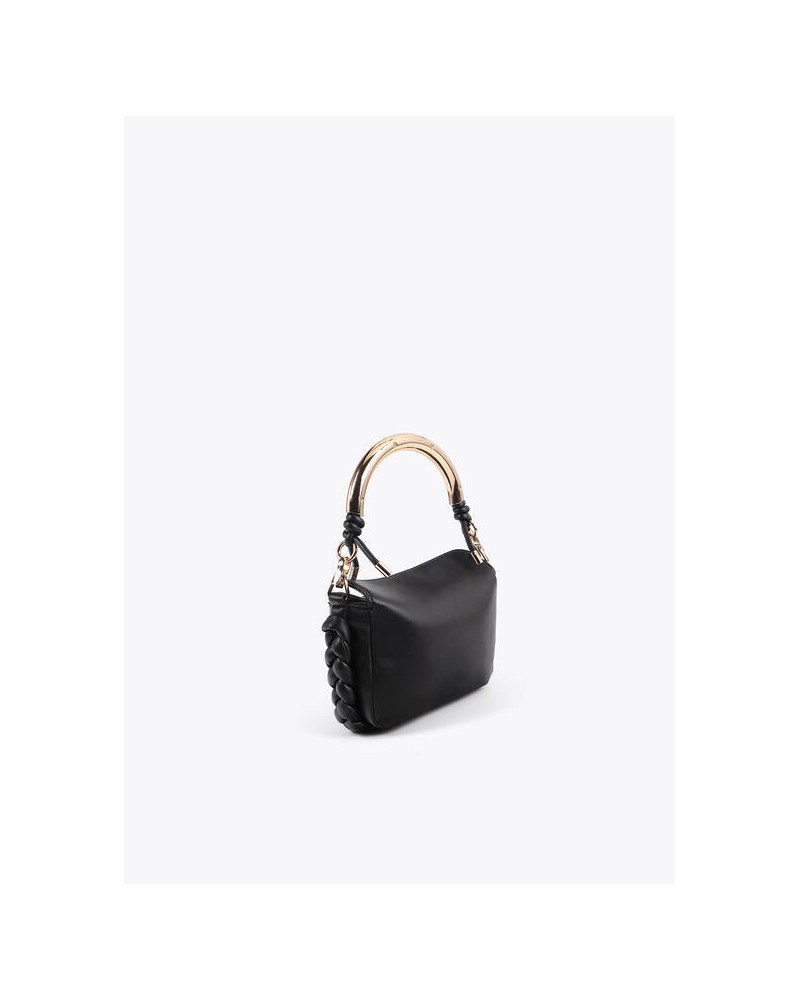 Bolso mini negro con asa dorada de Lola Casademunt