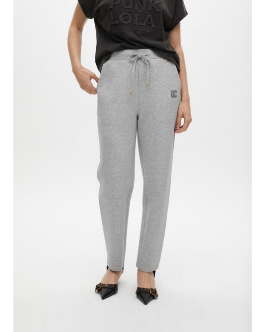 Pantalòn de chandal gris de Lola Casademunt