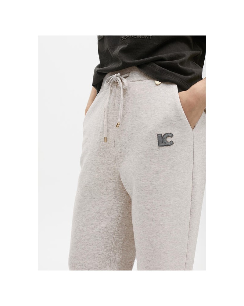 Pantalòn de chandal beige de Lola Casademunt