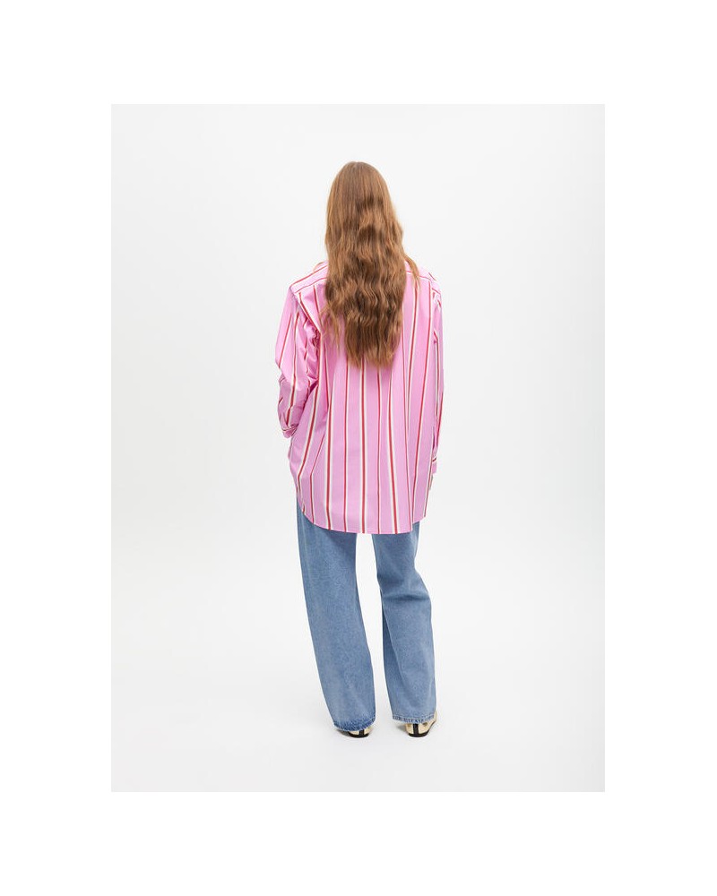 Camisa rayas rosa de Lola Casademunt