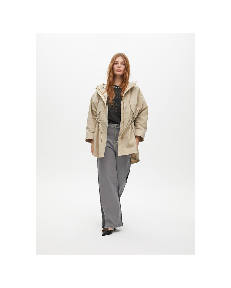 Parka oversize cintura ajustable crudo de Lola Casademunt