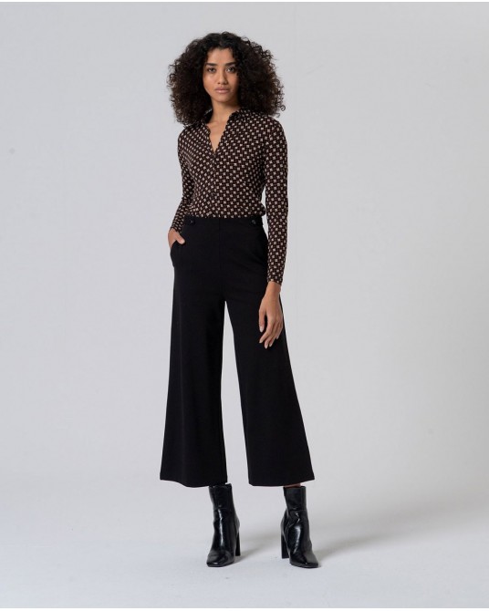 Pantalòn negro amplio de Surkana