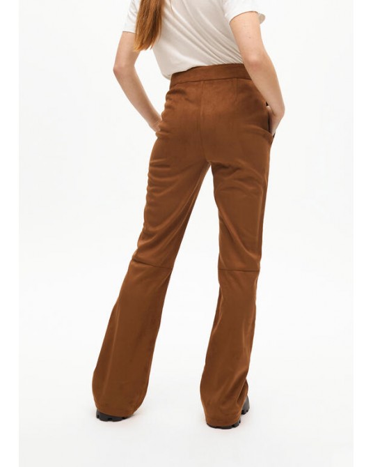 Pantalòn antelina camel de Lola Casademunt