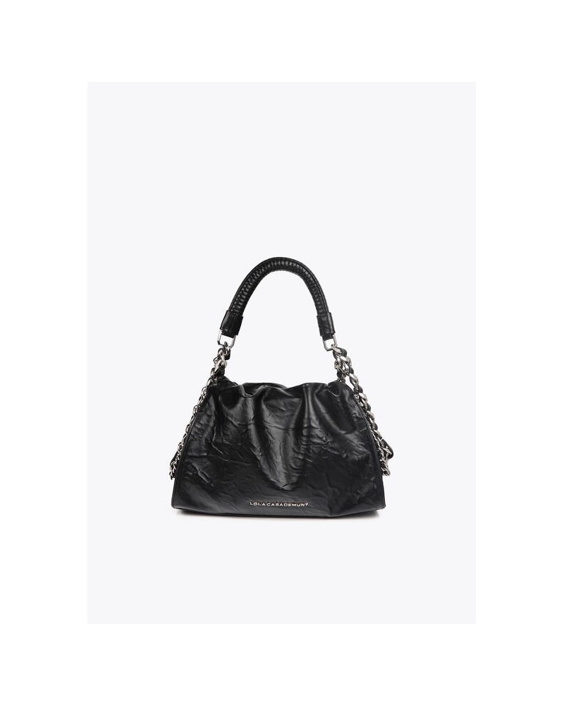 Bolso negro arrugado de Lola Casademunt