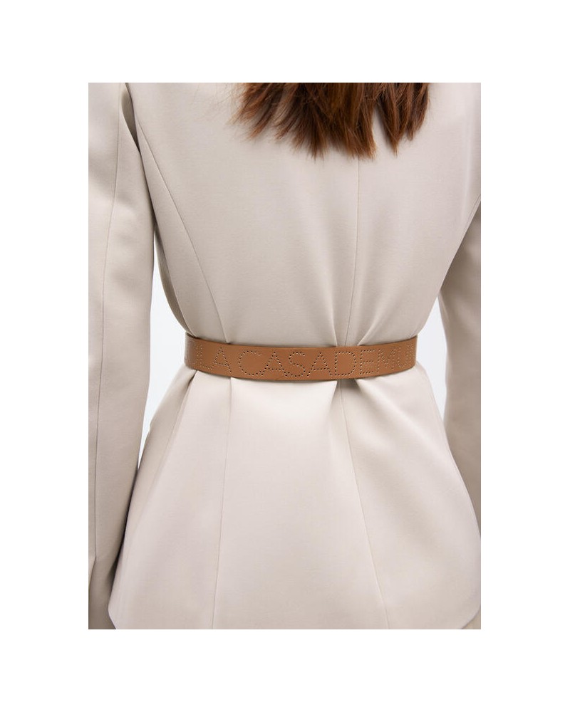 Cinturon logo troquelado de Lola Casademunt