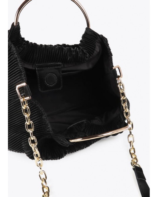 Bolso plisado engomado negro de Lola Casademunt