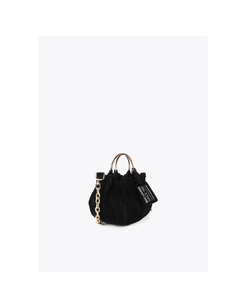 Bolso plisado engomado negro de Lola Casademunt
