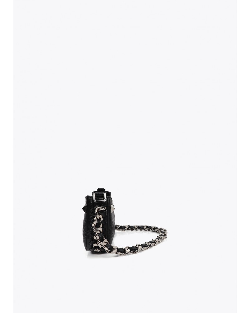 Bolso mini negro arrugado de Lola Casademunt