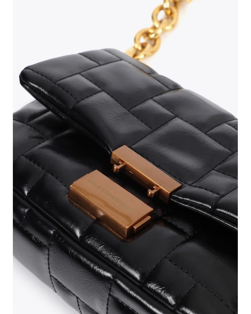 Bolso bandolera acolchado negro de Lola Casademunt