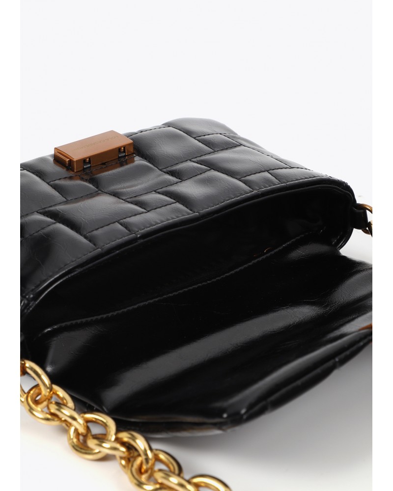 Bolso bandolera acolchado negro de Lola Casademunt