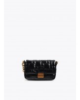 Bolso bandolera acolchado negro de Lola Casademunt