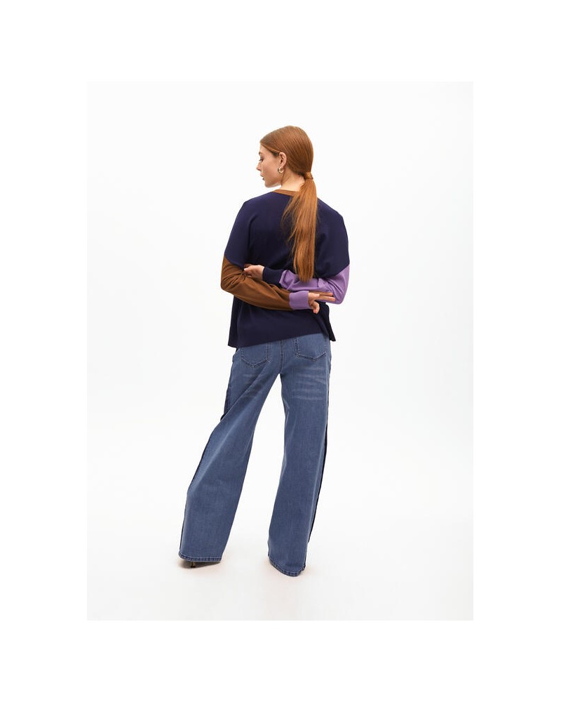 Jersey azul camel y lila de Lola Casademunt