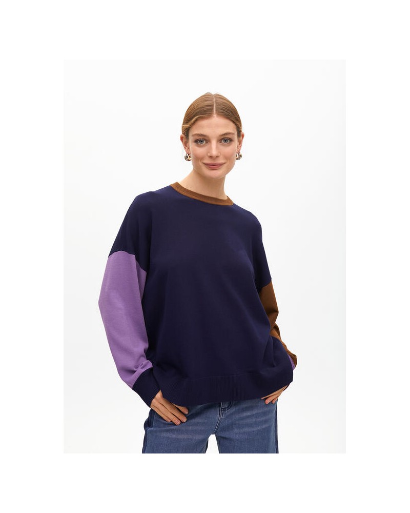 Jersey azul camel y lila de Lola Casademunt