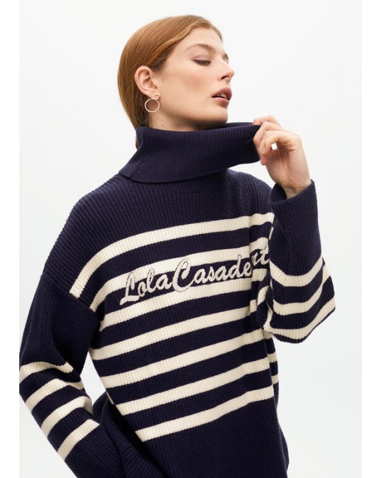 Jersey cuello alto logo bordado de Lola Casademunt