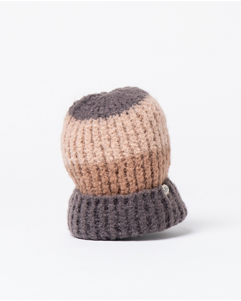 Gorro de punto de Surkana