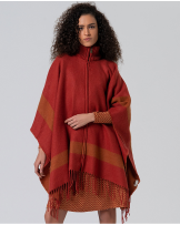 Poncho de punto GRANATE con cremallera de Surkana