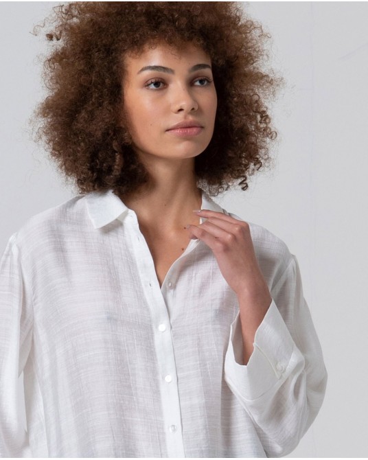 Camisa blanca manga ancha de Surkana