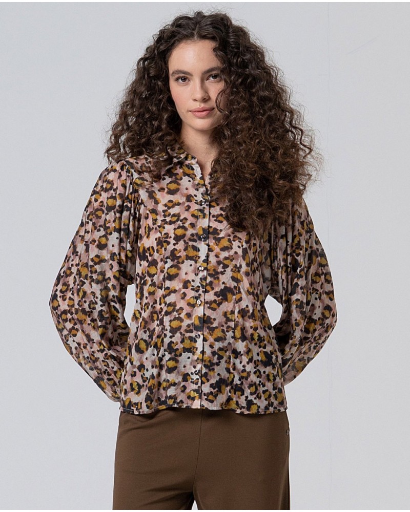 Camisa estampado leopardo de Surkana