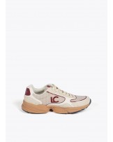 Deportiva con suela tipo running de Lola Casademunt