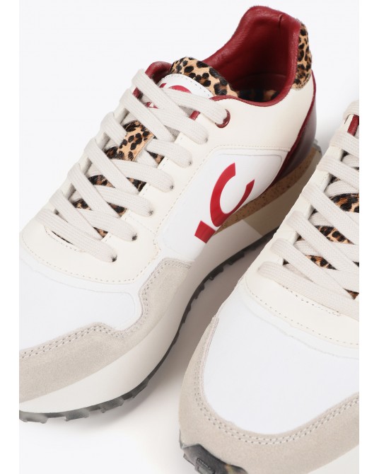 Deportiva suela animal print de Lola Casademunt