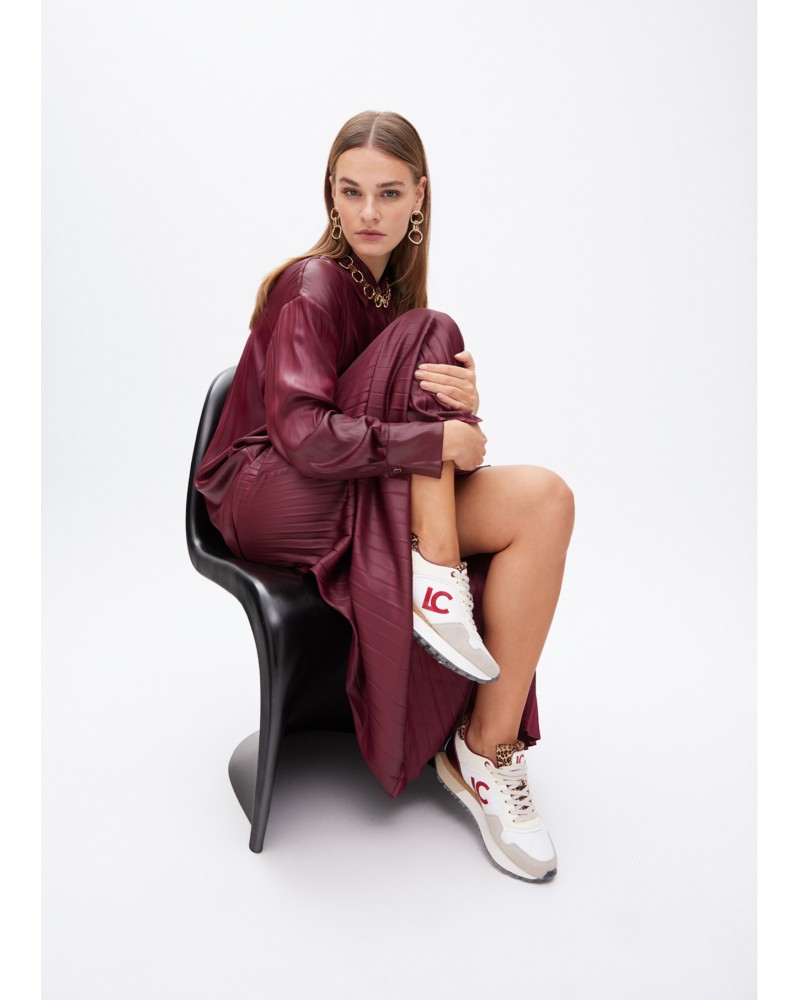 Deportiva suela animal print de Lola Casademunt